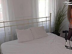 Iza kulisa: Alice Maze dobija analni kreampaj sa prstima i jahanjem