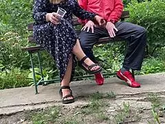 Майката на жена ми само ме кара да свърша.