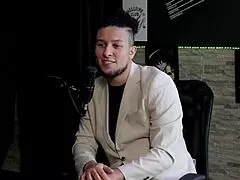 Redhead swinger explains massage foreplay for intense squirting