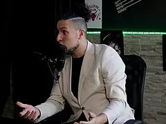 Redhead swinger explains massage foreplay for intense squirting