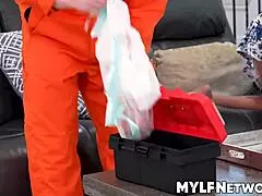 Wow, that hot blonde housewife gets her pussy fucked bareback by cute Jimmy Michaels!