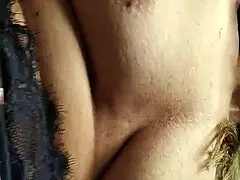 using pink vibrator while getting fucked 😏