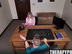 Tak Ellie Tay, jak jsi se dostala ze studentky na macochu s Nickym Rebem?