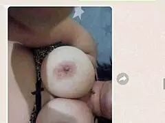 Gadis Latina gemuk BBW kilat tetek semula jadi besar pakai legging pesta