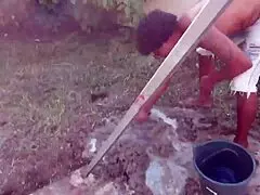 미시가 수리공한테 엉덩이로 대납하고 애널 크림파이 분수