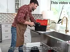 Indian milf offers freeuse to client in public