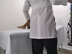 Doctor's massage plan changes when patient turns whore and rides him 😈