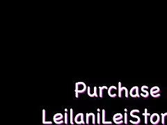 Milf Masturbates After Beach With Tan Lines