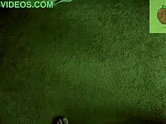 أم زوجة تجي لأمر مخصص تتأوه وتاخد لبن في بق