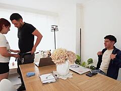 発情主婦熟女、大学生たちにクンニと正常位で後ろから犯される