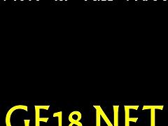 البيبي تخلع قميصه الأزرق جاهزة لنيك هاوي قاسي، إغراء أم متعة!