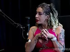 Best moments of Julia Fontanelli in Preliminares podcast with Bia Hot, part 2.