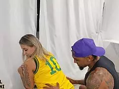 Meu Professor Pirocudo Arregaçou Minha Bucetinha Branca