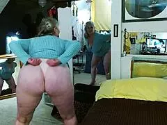 Dawnskye1962 Masturbates in Pink Panties to Climax