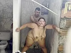 Madrastra's Wet Shower Sex with Lover