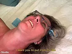 Granny's ass gets stretched by a big black dick 😍