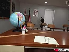 Austin Accidentally Cums Inside Stepsister Aubree Valentine's Mouth