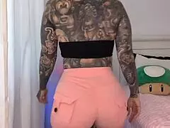 melody radford tries on gym tights in haul video with tattoo details