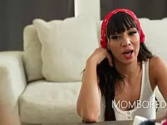 Freeuse and chores bring the family together, lucky teen.