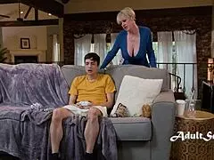 I fucked my step mom Dee Williams better than video games