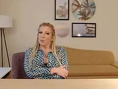 Cougar Sar4 Jay Gets Finger Fucked On Table