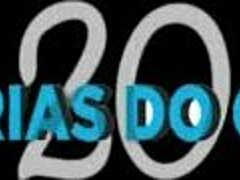 Latina cavalga pau grande em cowgirl para creampie