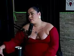 She Explores Fetish Limits With Passion And Shock