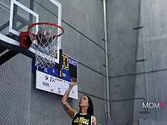 fit ebony milf dunks balls in holes with jayne doh