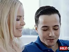 Stunning Blonde With Big Booty And Natural Tits Seduces Stepson