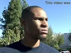 Fucking this brunette milf mom's tight asshole in doggystyle with deep anal fingering and gaping on the bed 😈🍑