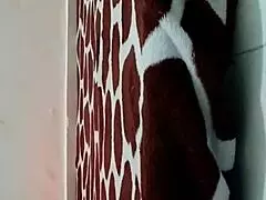 Indian wife prefers sucking cock over taking it inside