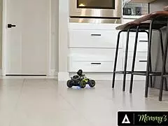 Pervert boy caught licking stepmom richelle ryan's pussy