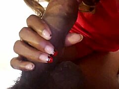 enorm stud knuller klienten sin i denne klassiske scenen, monster stor svart kuk som hamrer løs 😈