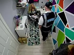 Talula Thomas er en butikktyveri-hore 😈