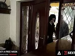 21 Sextreme - Horny Stepmom Cant Wait To Fuck With Her Stepsons And Gets Hot Facial