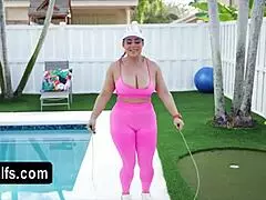 this bubbly ass milf got so horny during her workout that she dragged me into a quick outdoor fuck