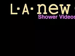 Dala sem vroči 18+ punci čutno masažo v kadi, ups