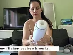 Anna unpacks the Xspacecup and tests it with a footjob