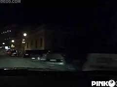 O que rola quando milf curvilínea se joga em putaria com brinquedos na noite louca em Roma?