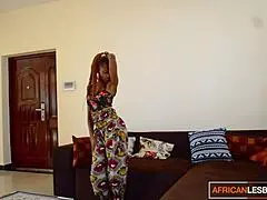 Wow, that amateur african momma's big clit rubbing makes her pussy squirt everywhere!