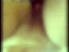 Yllätän pomoni runkkaamassa toimistossa ja panen häntä doggystyle ilman kumia 😈