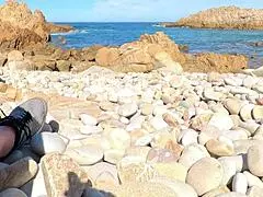 i lick sugardaddy's cum on secret beach after hike