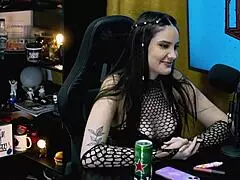 Victoria Camargo Shows Body, Ruan Takes Her Sensually