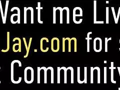 Olen tissikkäällä amerikkalaisopettaja Sara Jay ja saan panoa luokassa