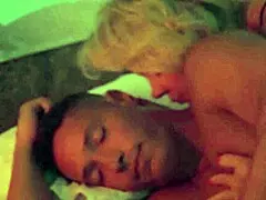 Discover the sexy tantric massage with Trisal