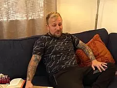 Milf cat burglar in catsuit takes control with blowjob and ties up victim