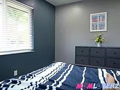 Pokazala sem gnusno spolno željo mačehe