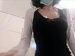 In quarantine, can't you go to the gynecologist, so do it alone?