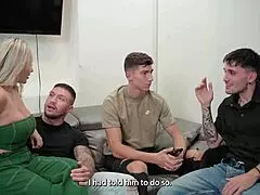 Tatiana Álvarez shares her huge tits in Christmas threesome