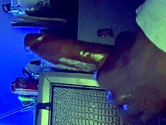 Yut ya da sik, bu koca siyah yarrak senin emrinde